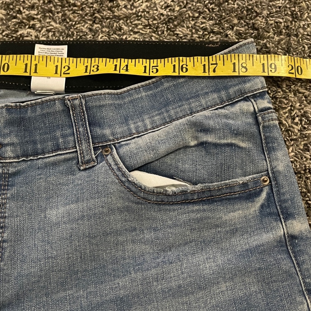 Terra & Sky Light Blue Cropped Jeans (18W) - Picture 5 of 6